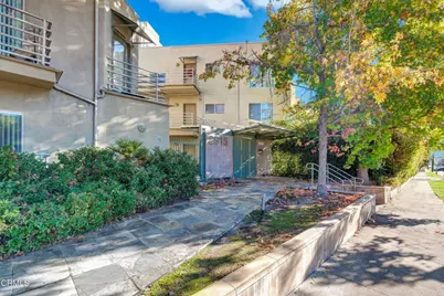 2915 Montrose Avenue #628, La Crescenta, CA 91214 - Photo 2