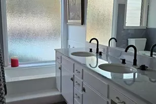 2786 Kennington Dr, Glendale, CA 91206 - Photo 26