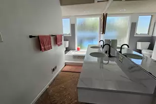 2786 Kennington Dr, Glendale, CA 91206 - Photo 26