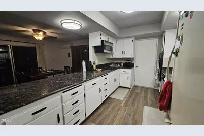 2786 Kennington Drive, Glendale, CA 91206 - Photo 12