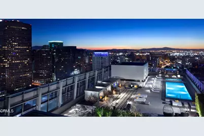 900 W Olympic Boulevard #36J, Los Angeles, CA 90015 - Photo 2