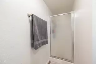 8801 Willis Ave, Los Angeles, CA 91402 - Photo 10