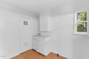 1716 N Roosevelt Ave, Altadena, CA 91001 - Photo 26