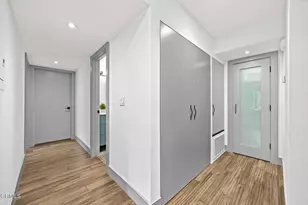 125 W Mountain St, Glendale, CA 91202 - Photo 22