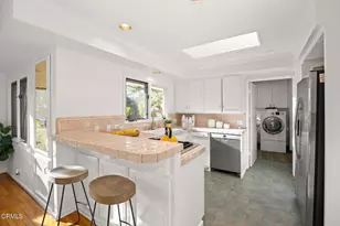 1948 Ravista Ln, La Canada Flintridge, CA 91011 - Photo 18