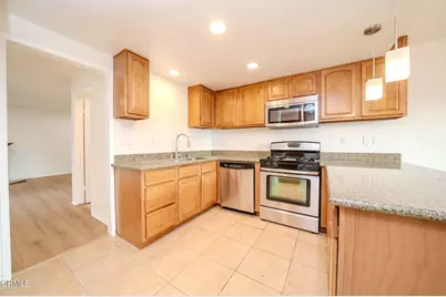 15550 Crestview Lane #50, Granada Hills, CA 91344 - Photo 8