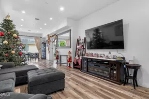 5430 Auckland Ave, Los Angeles, CA 91601 - Photo 8