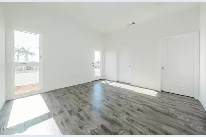 668 Keenan Avenue, Los Angeles, CA 90022 - Photo 14