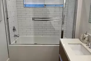 239 S Marengo Ave, Pasadena, CA 91101 - Photo 16