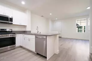 27285 Blue Spruce Pl, Valencia, CA 91354 - Photo 12