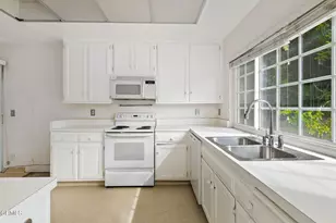 1722 Via Alegre, San Dimas, CA 91773 - Photo 14