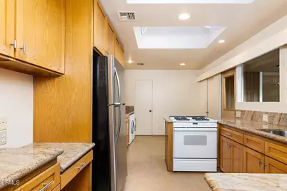 670 Westbridge Place, Pasadena, CA 91105 - Photo 8