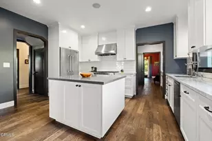 1052 New York Dr, Altadena, CA 91001 - Photo 12