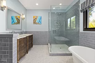 1052 New York Dr, Altadena, CA 91001 - Photo 26