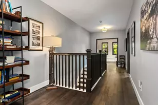 1052 New York Dr, Altadena, CA 91001 - Photo 22