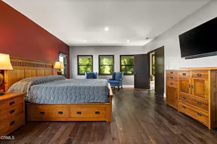 1052 New York Dr, Altadena, CA 91001 - Photo 24