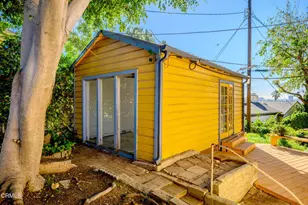 3864 Clayton Ave, Los Angeles, CA 90027 - Photo 18