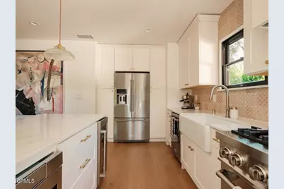 229 S Grand Oaks Avenue, Pasadena, CA 91107 - Photo 16