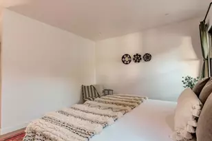 229 S Grand Oaks Ave, Pasadena, CA 91107 - Photo 34
