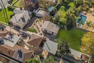 1023 E Elmwood Ave, Burbank, CA 91501 - Photo 12