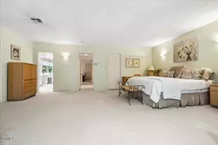 4959 Brewster Dr, Tarzana, CA 91356 - Photo 56