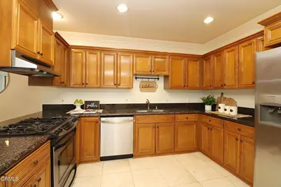 3855 Ingraham Street #204, Los Angeles, CA 90005 - Photo 6