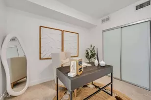 239 S Marengo Ave, Pasadena, CA 91101 - Photo 20