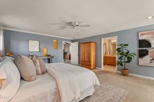 514 E Moorehaven Dr, Carson, CA 90746 - Photo 16