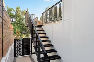 10747 Valleyheart Dr, Studio City, CA 91604 - Photo 66