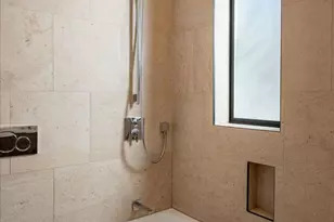 10747 Valleyheart Dr, Studio City, CA 91604 - Photo 38