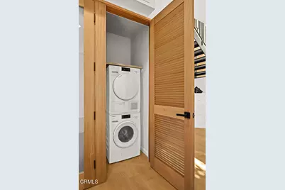 10747 Valleyheart Drive, Studio City, CA 91604 - Photo 40