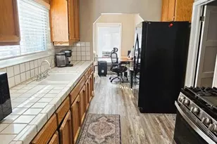 1318 N Van Ness Ave, Compton, CA 90221 - Photo 10