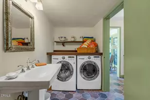 1450 Arroyo View Dr, Pasadena, CA 91103 - Photo 66