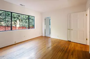136 S Arden Blvd, Los Angeles, CA 90004 - Photo 42