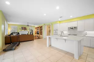 26750 Kendall Ln, Stevenson Ranch, CA 91381 - Photo 10