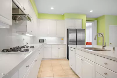 26750 Kendall Lane, Stevenson Ranch, CA 91381 - Photo 16