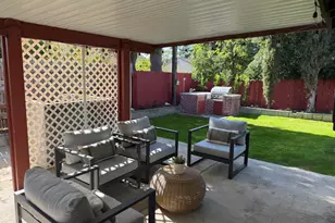 616 Groveview Ln, La Canada Flintridge, CA 91011 - Photo 12