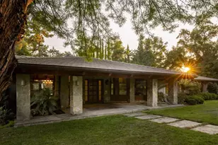 921 Chapea Rd, Pasadena, CA 91107 - Photo 12