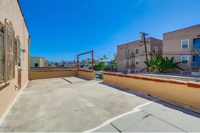 833  835 Ridgewood, Los Angeles, CA 90038 - Photo 26