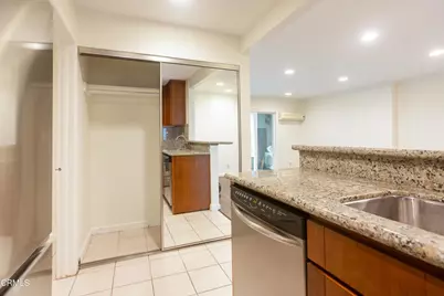 360 S Euclid Avenue #126, Pasadena, CA 91101 - Photo 8