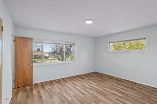 11765 Holmes St, Yucaipa, CA 92399 - Photo 10