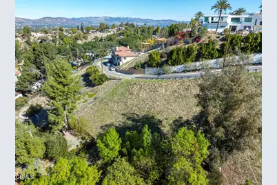 4845 N Calderon Road, Woodland Hills, CA 91364 - Photo 44
