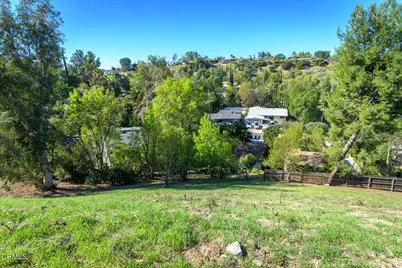 4845 N Calderon Road, Woodland Hills, CA 91364 - Photo 22