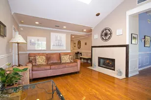 202 S Holliston Ave, Pasadena, CA 91106 - Photo 4