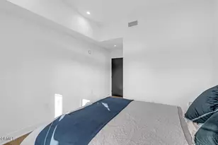 178 S Euclid Ave, Pasadena, CA 91104 - Photo 16