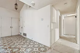 295 E Blue Mountain Way, Claremont, CA 91711 - Photo 18