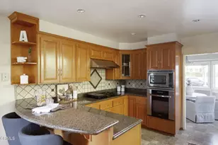 1896 E Mountain St, Pasadena, CA 91104 - Photo 12