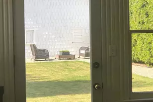 261 S Allen Ave, Pasadena, CA 91106 - Photo 36