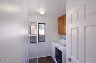 2727 Altura Ave, La Crescenta, CA 91214 - Photo 14