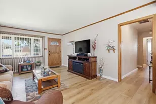 8414 Cravell Ave, Pico Rivera, CA 90660 - Photo 8